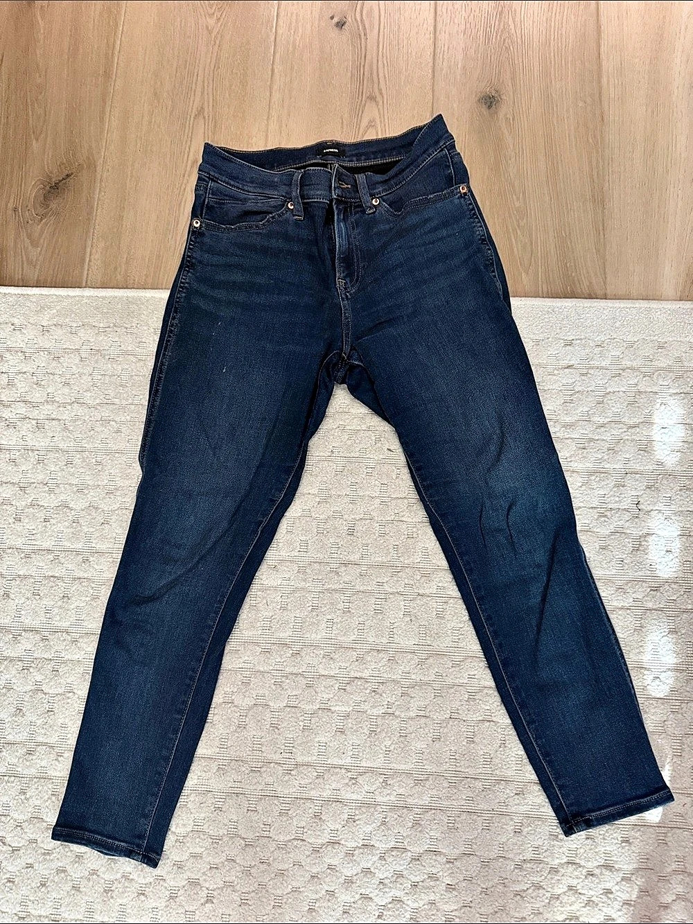 Express Women's Blue Skinny Jeans